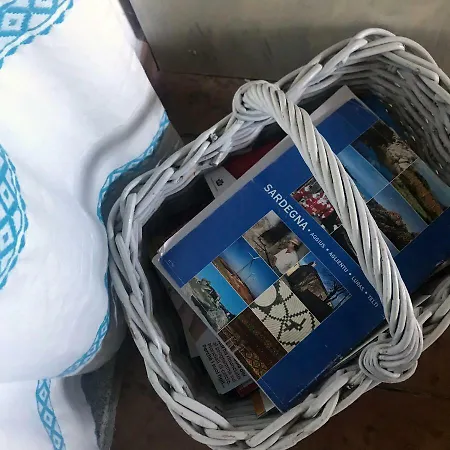 Oda ve Kahvaltı La Tasgia 3*
