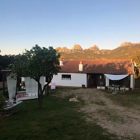 Frühstückspension La Tasgia 3*